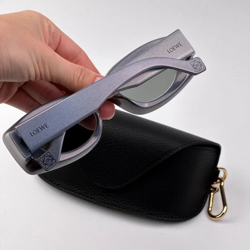 Loewe Paula’s Ibiza LW40033I Sunglasses – Metallic Grey Silver | Model LW40033I